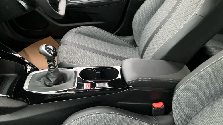 Peugeot 2008 1.2 PureTech Allure 5dr Petrol Estate